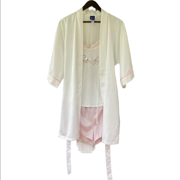 Set of Bride Robe - Picture 2 of 8